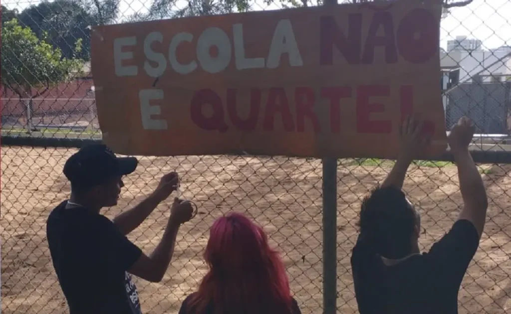 comunidade rejeita militarização e privatização das escolas