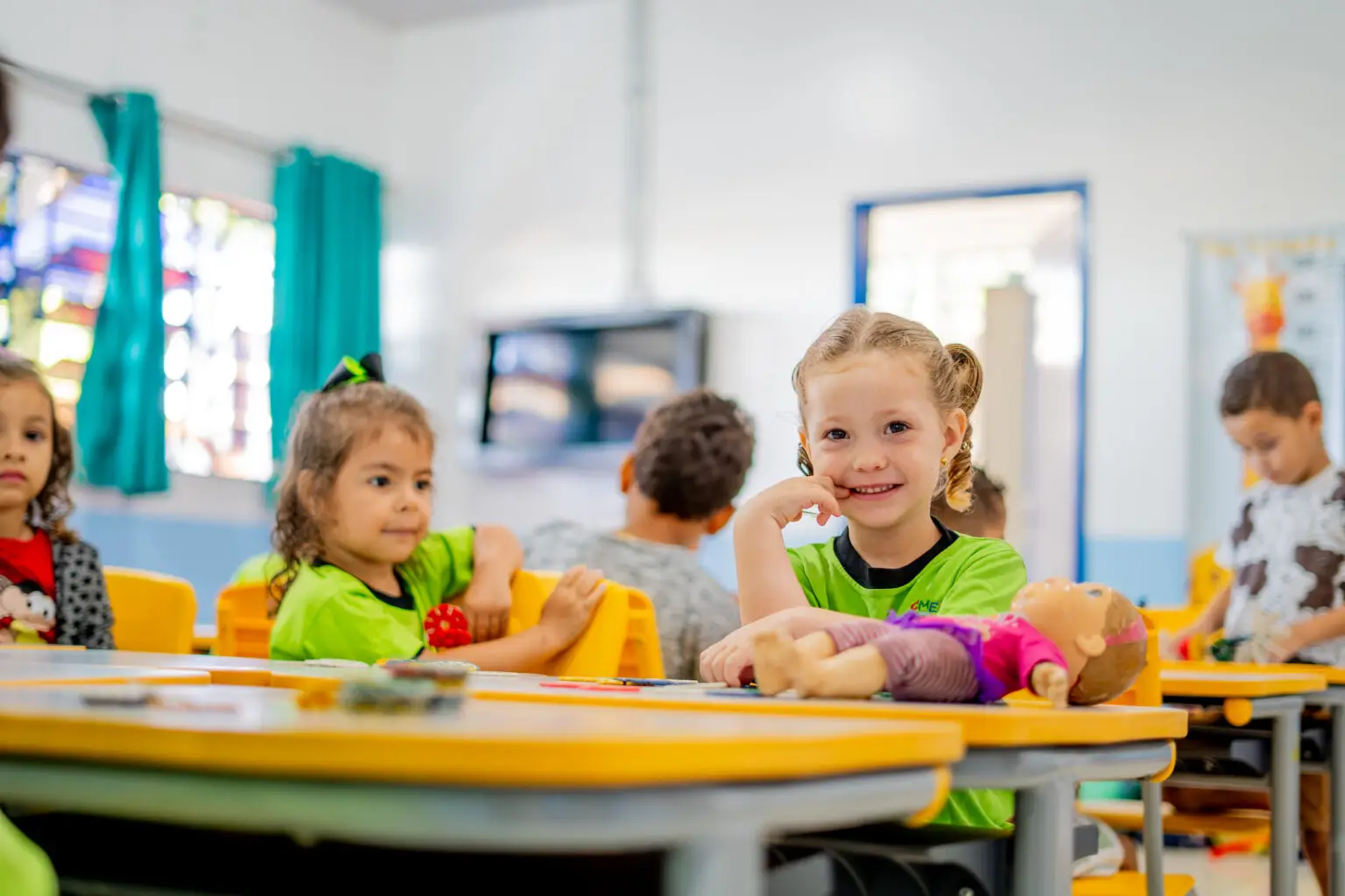 Prefeitura de Foz repassa recursos para APMFs das escolas e CMEIs