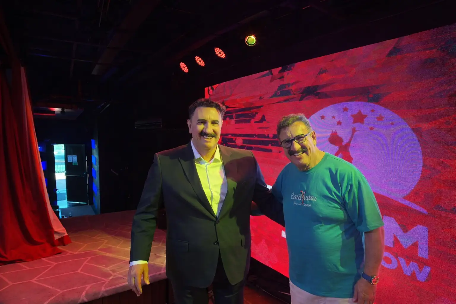 Ratinho ganha estátua no Museu de Cera