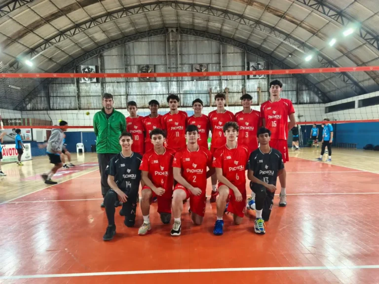 Time masculino de Foz do Iguaçu conquista bronze na 30ª Copa Oeste de Voleibol