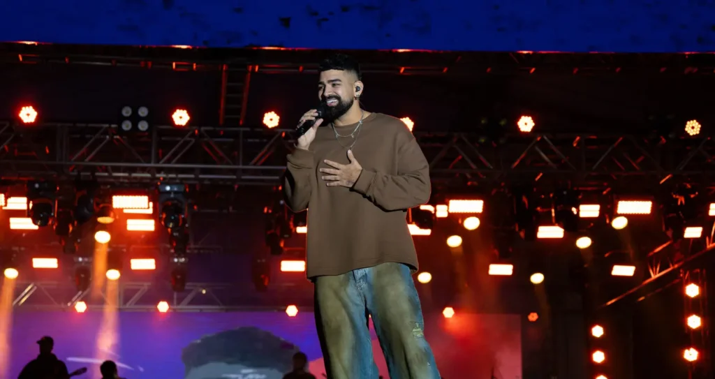 Show de Dilsinho reúne 8.2 mil pessoas na 46ª Fartal