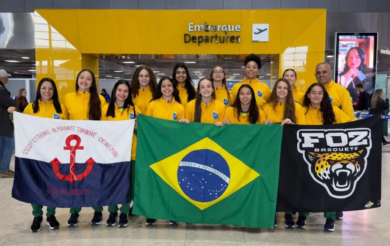 Equipe feminina de Basquete ABASFI disputa mundial escolar na Sérvia