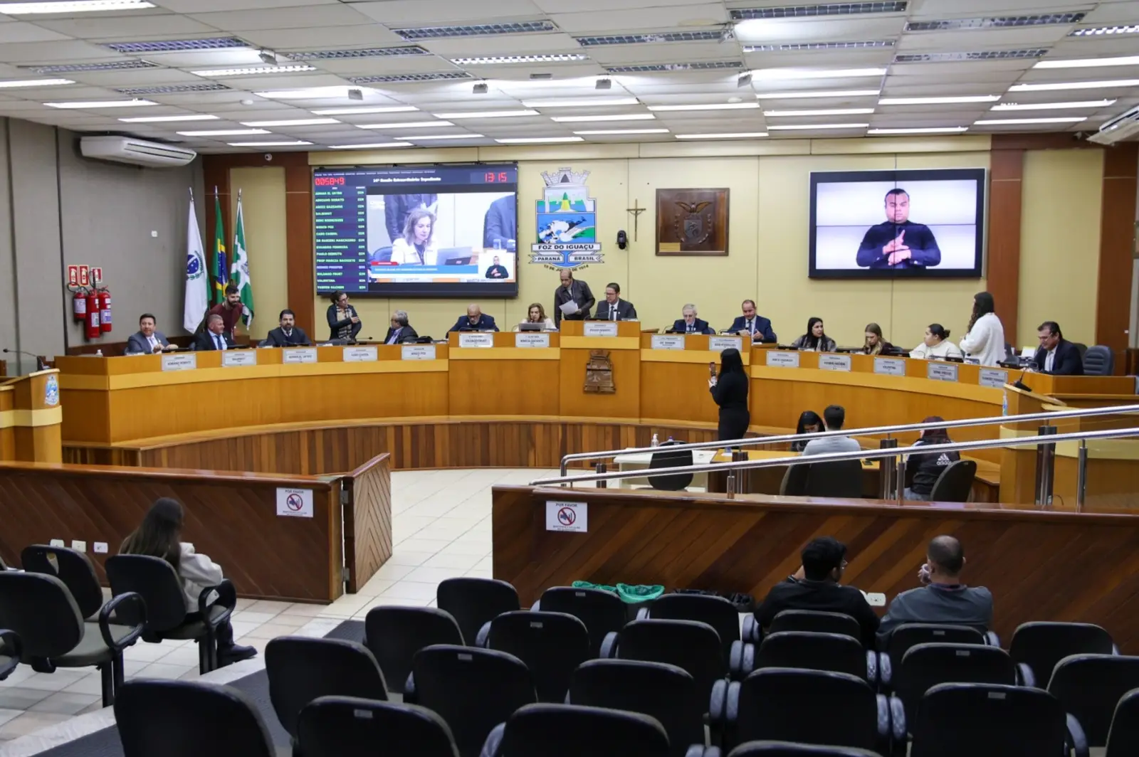 Reposição da inflação aos servidores municipais em Foz do Iguaçu