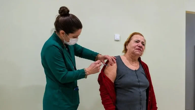 Mais de 4.5 mil doses da vacina contra a gripe são aplicadas em Foz do Iguaçu