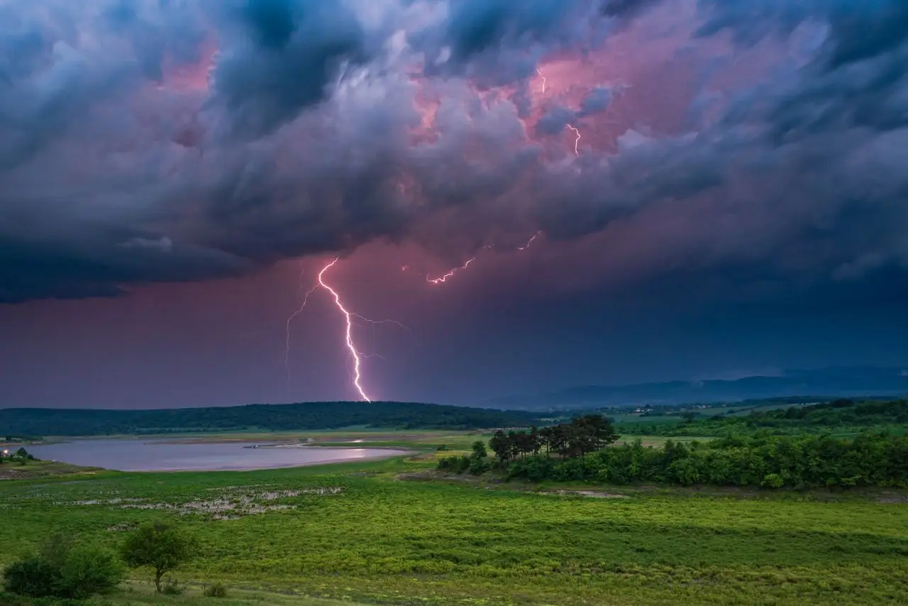 Tempestade com alagamentos em Foz do Iguaçu